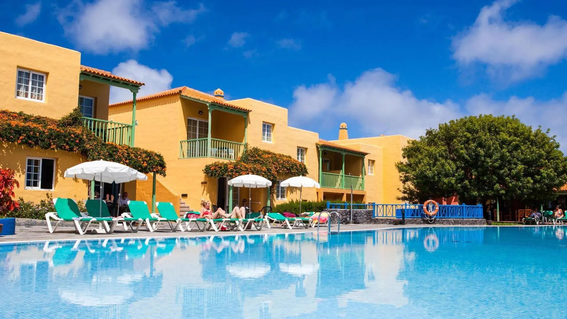 Apartamentos La Caleta Playa Cancajos.- BreNa Baja  Apartment
